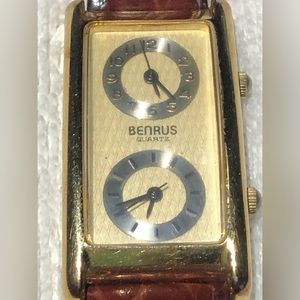 (200)Vintage Benrus Women's Watch Duel Time Rectangle BN 327 brown leather strap